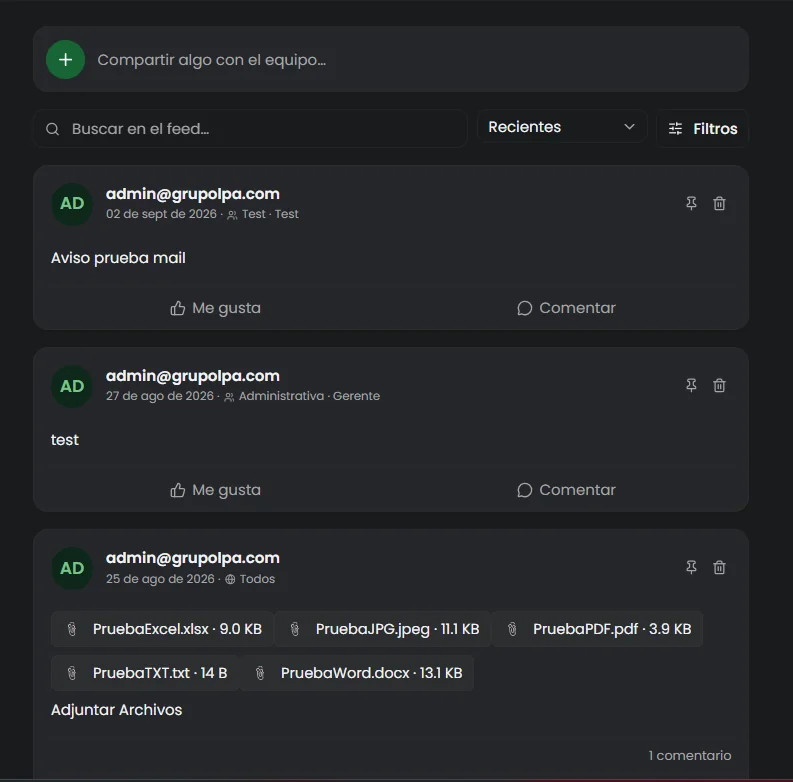 Feed de avisos con publicaciones, adjuntos y comentarios